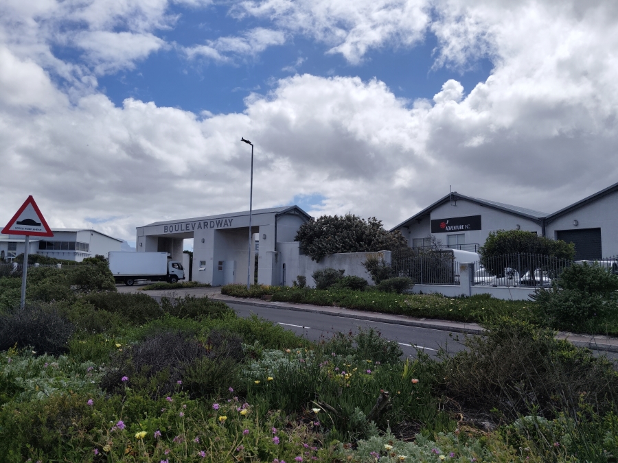 To Let commercial Property for Rent in Muizenberg Western Cape
